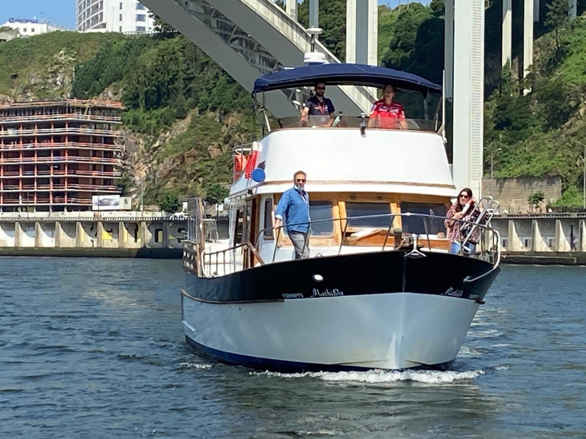 Sailing 360 Night On Board Experience Hotel Vila Nova de Gaia Quarto foto